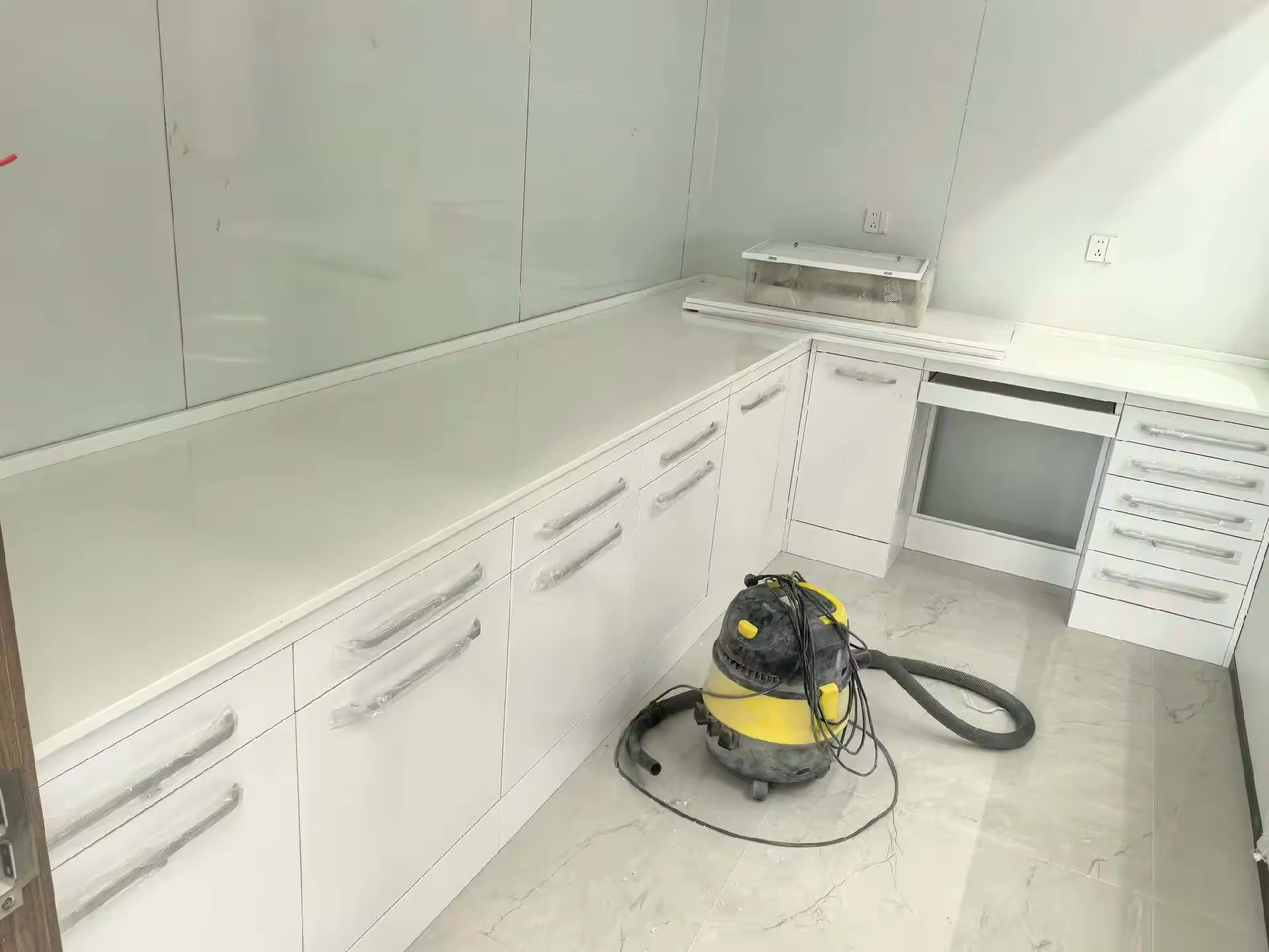 Hospital Furniture Laboratory  - огляд і ціна Medical Lab Furniture